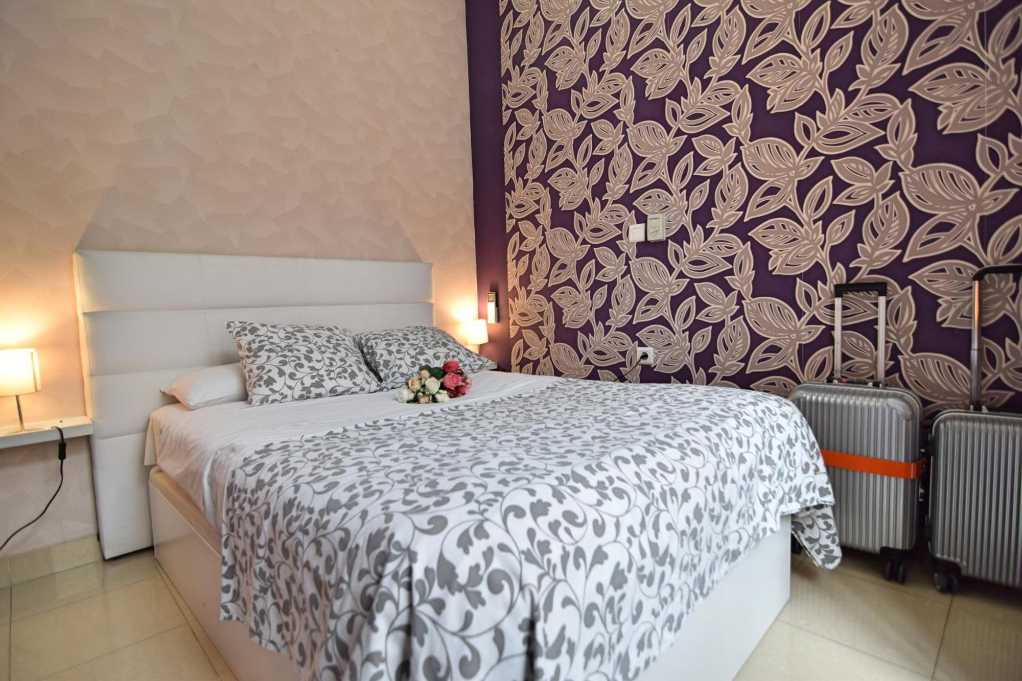 Apartamentos Marques De La Merced Málaga Eksteriør bilde